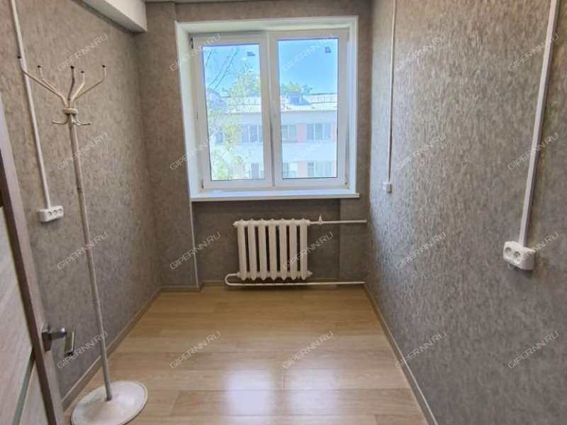 комната в доме 28 на Молодёжном проспекте