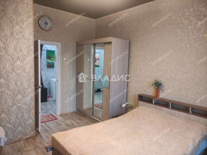 трёхкомнатная квартира на шоссе Жиркомбината дом 10