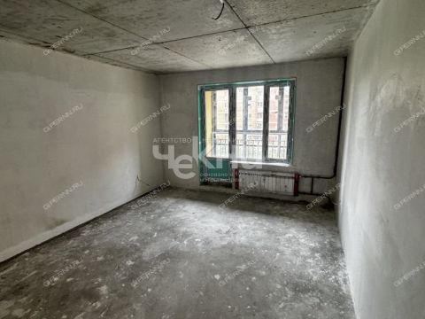 3-komnatnaya-ul-poltavskaya-d-15 фото