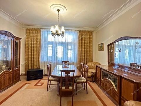 4-komnatnaya-ul-vatutina-d-2 фото