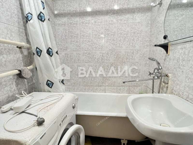 двухкомнатная квартира на улице Мельникова дом 10