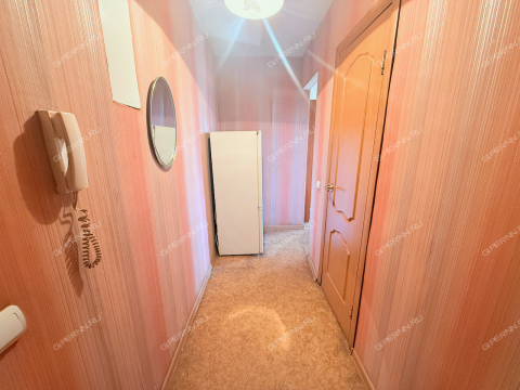 2-komnatnaya-poselok-berezovskiy-ul-znamenskaya-d-5 фото