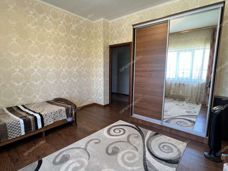 дом на улице Околица деревня Бурцево