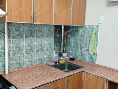 1-komnatnaya-ul-40-let-pobedy-d-5 фото