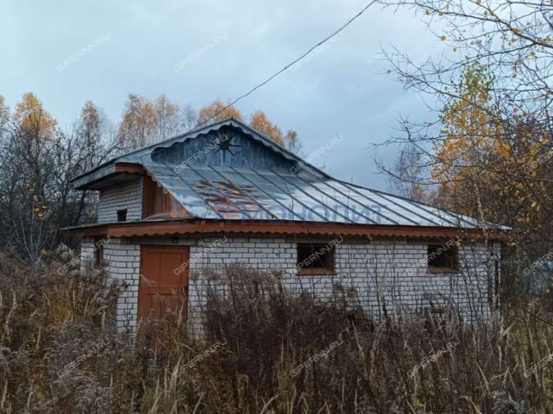 дом на улице Полевая село Городищи