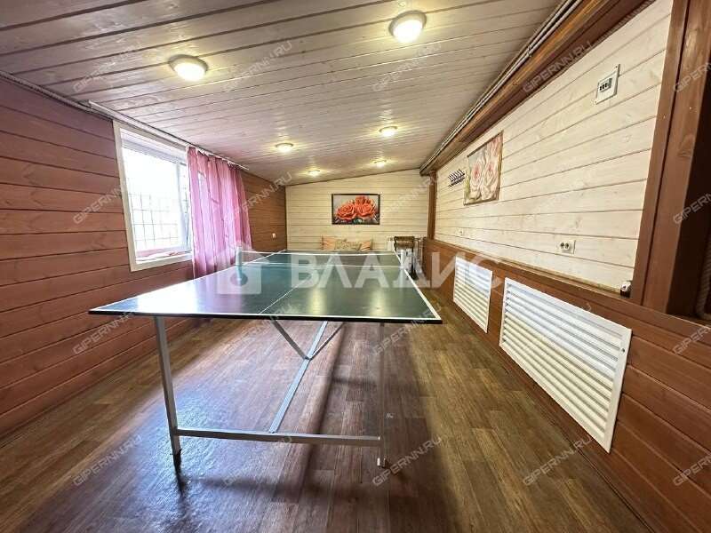 дом на Школьной улице