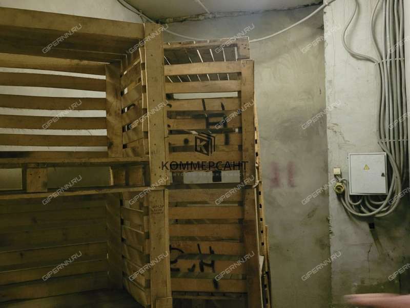 помещение под склад на Памирской улице