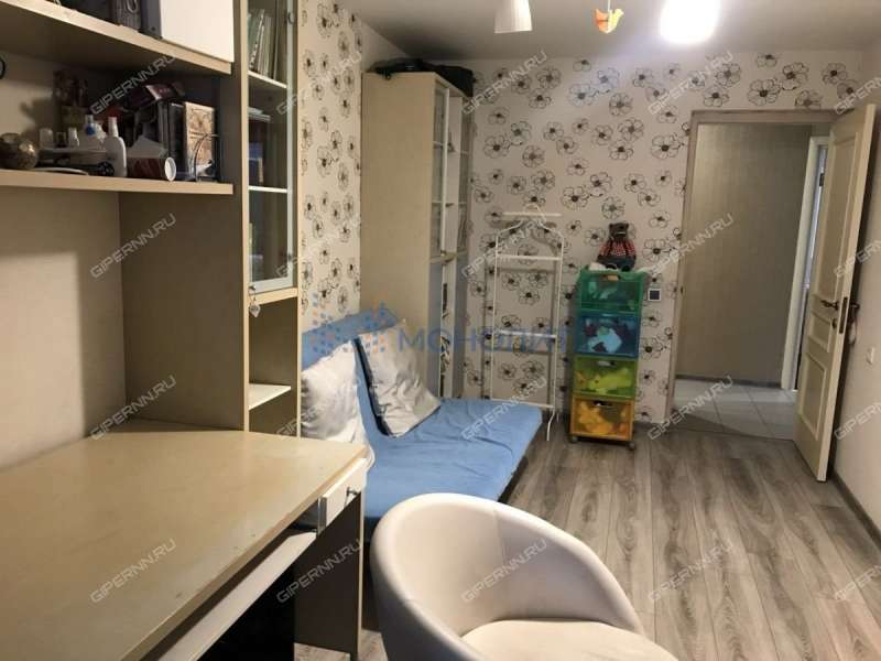 четырёхкомнатная квартира на улице Кащенко дом 27