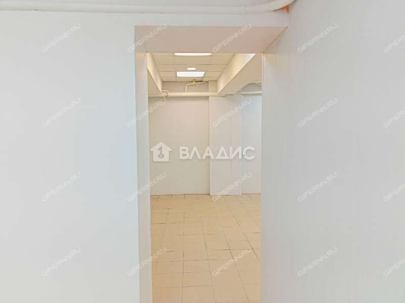 помещение под торговую площадь на улице Октябрьской Революции