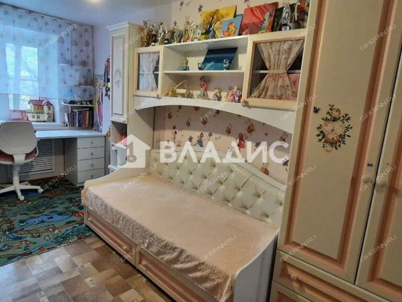двухкомнатная квартира на улице Лескова дом 42А