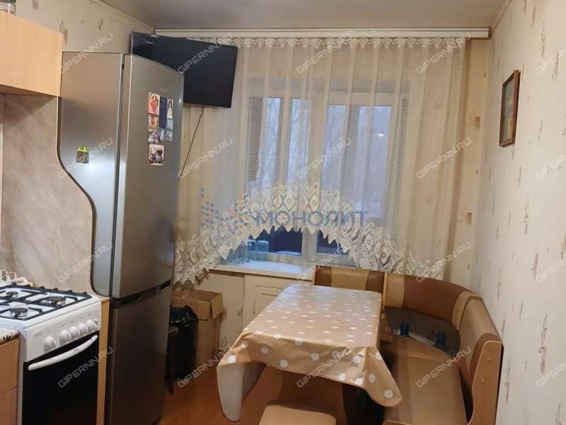 однокомнатная квартира на бульваре 60-летия Октября дом 2