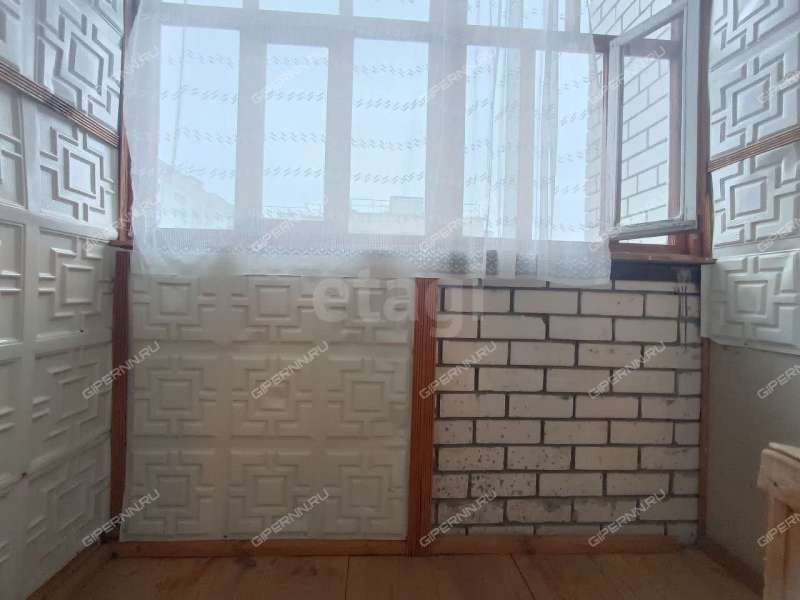 трёхкомнатная квартира на Кузнечихинской улице дом 37