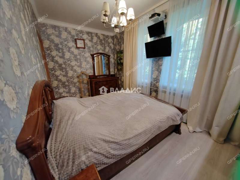 трёхкомнатная квартира на улице Бекетова дом 4А
