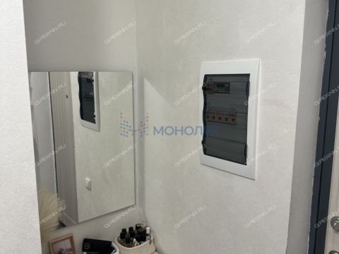 1-komnatnaya-ul-romantikov-d-5 фото