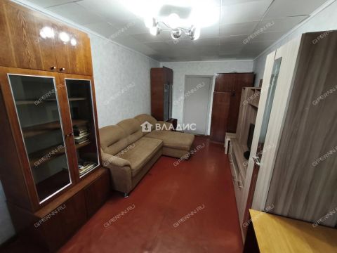 2-komnatnaya-ul-sergeya-esenina-d-31 фото