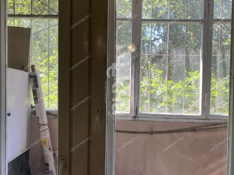 трёхкомнатная квартира на улице Звездинка дом 9  к1