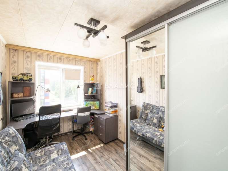 трёхкомнатная квартира на Южном шоссе дом 49