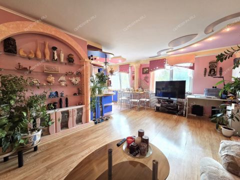 3-komnatnaya-ul-yablonevaya-d-14a фото