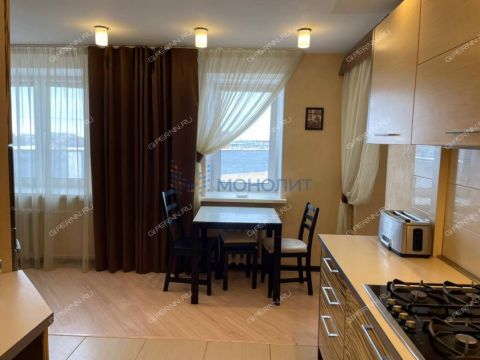 4-komnatnaya-ul-rodionova-d-197-k1 фото