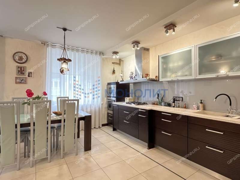 двухкомнатная квартира на улице Дунаева дом 8