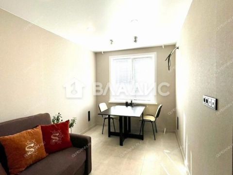 3-komnatnaya-ul-kovalihinskaya-d-72 фото