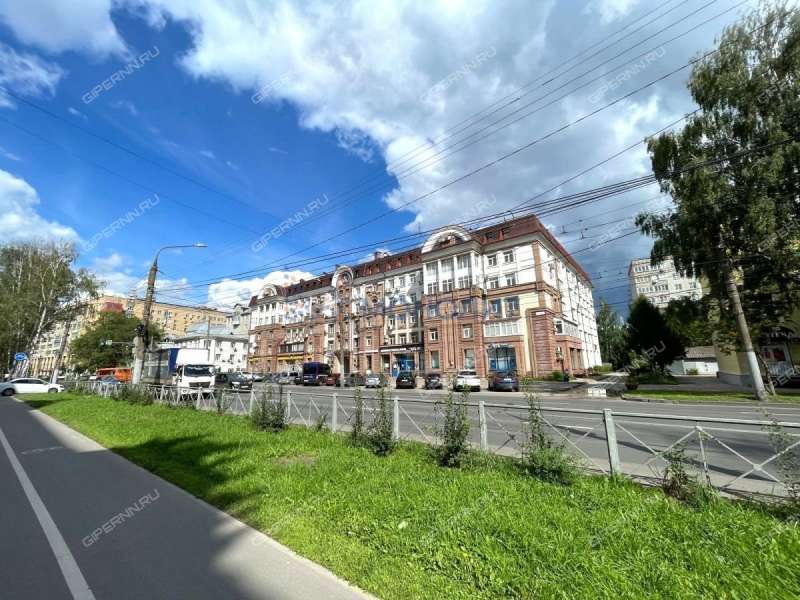 трёхкомнатная квартира на улице Коминтерна дом 127