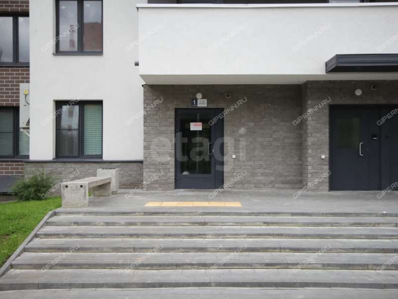 однокомнатная квартира на улице Александра Хохлова дом 7