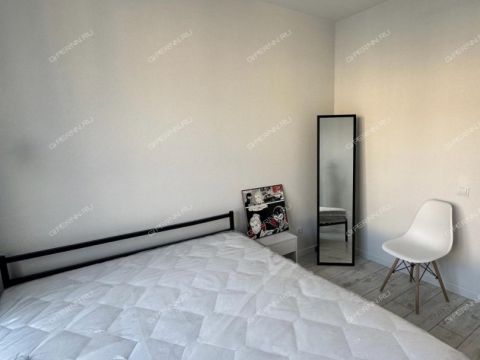 2-komnatnaya-b-r-zarechnyy-d-1 фото