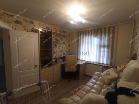 4-komnatnaya-ul-karla-marksa-d-24 фото