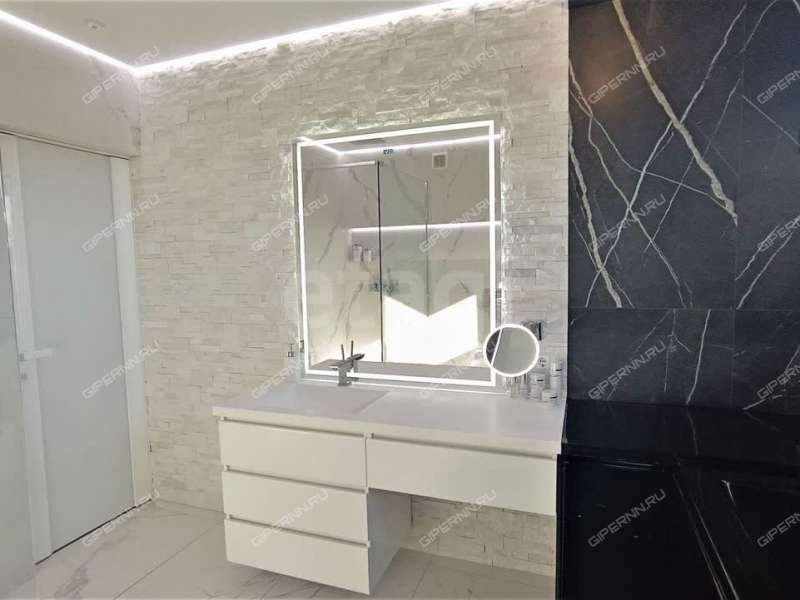 трёхкомнатная квартира на улице Минина дом 29