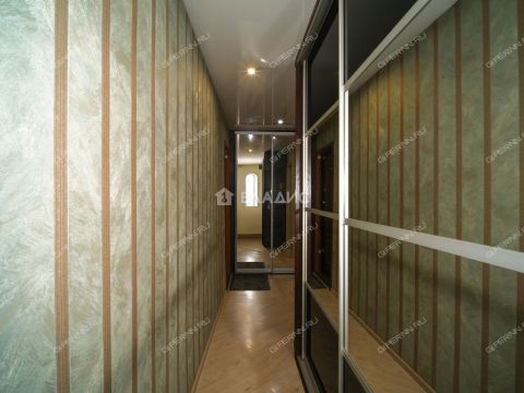 3-komnatnaya-ul-germana-lopatina-d-2 фото