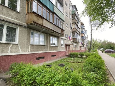 2-komnatnaya-ul-vahtangova-d-16 фото