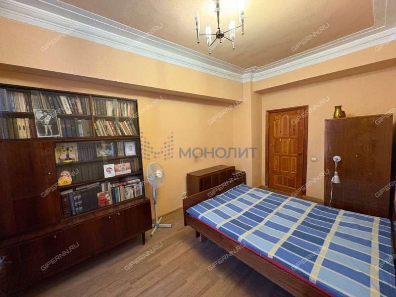 двухкомнатная квартира на улице Страж Революции дом 4