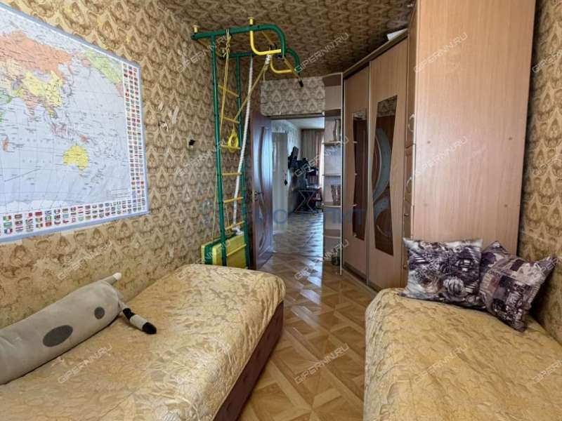 трёхкомнатная квартира на улице Красных Зорь дом 17