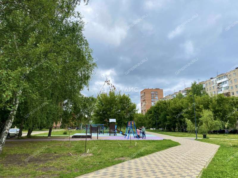 трёхкомнатная квартира на улице Героя Советского Союза Прыгунова дом 20