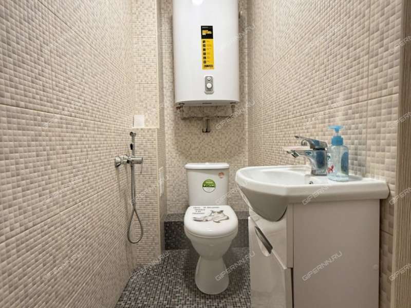 трёхкомнатная квартира на Школьной улице дом 28 посёлок Ждановский