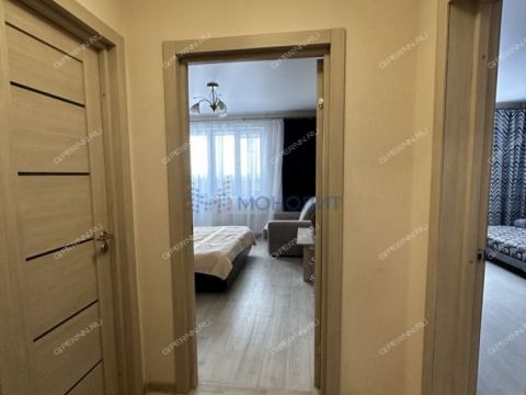 3-komnatnaya-prosp-korablestroiteley-d-52 фото