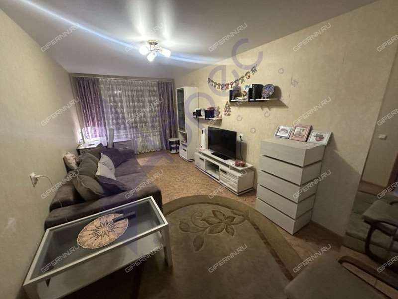 двухкомнатная квартира на Высокой улице дом 10