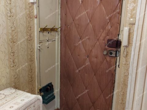 2-komnatnaya-ul-geroya-samochkina-d-9 фото