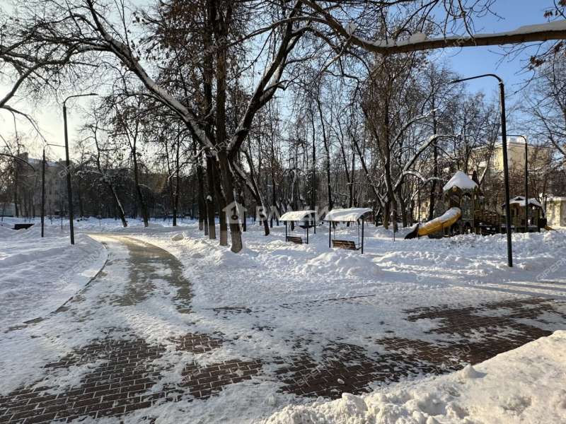 трёхкомнатная квартира на улице Коминтерна дом 4