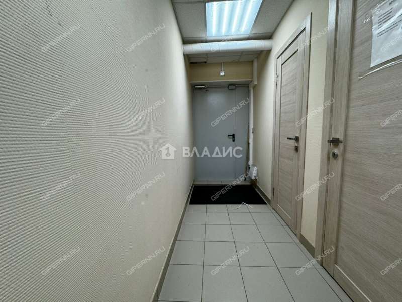 здание под офис, торговую площадь на Борской улице