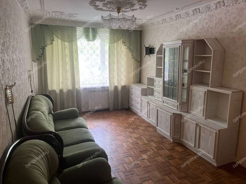 трёхкомнатная квартира на улице Бринского дом 5  к.1