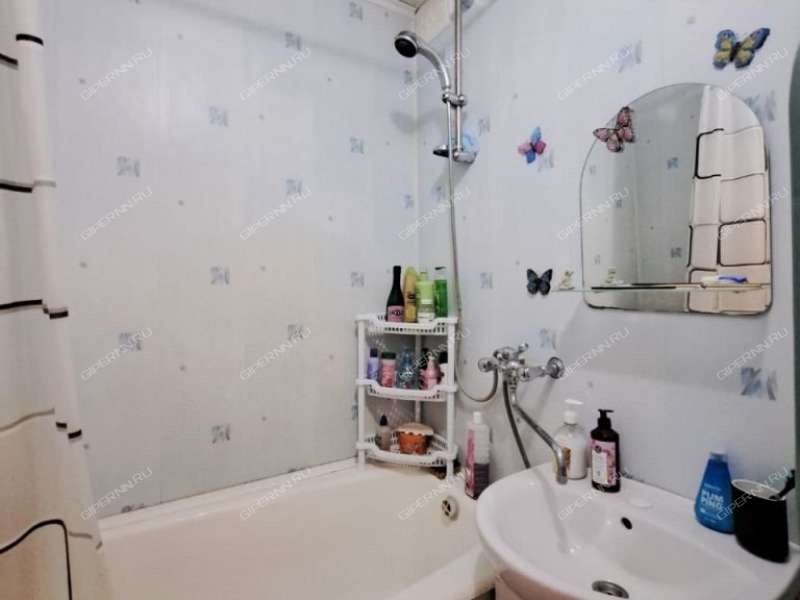 двухкомнатная квартира на улице Сазанова дом 13  к.1