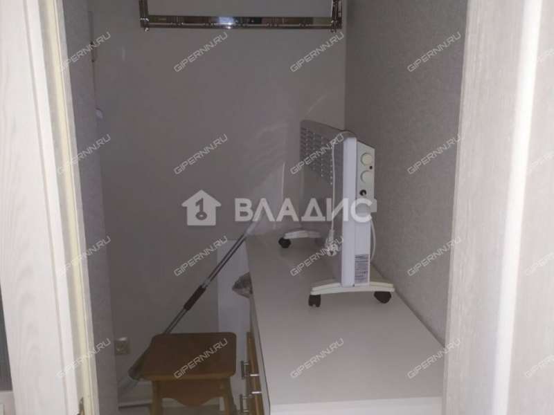 комната в доме 83 на Московском шоссе