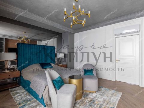 4-komnatnaya-ul-pochainskaya-d-35 фото