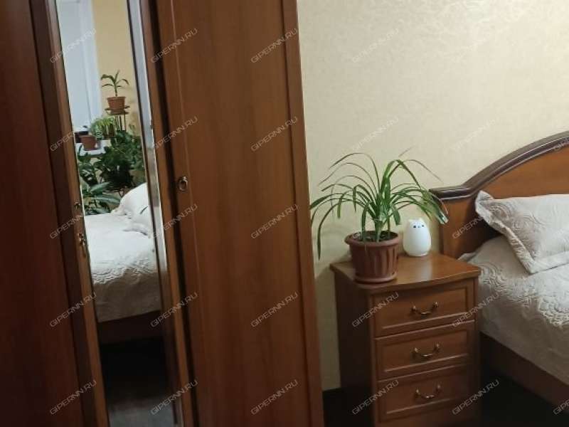 трёхкомнатная квартира на улице Комбрига Патоличева дом 25 город Дзержинск