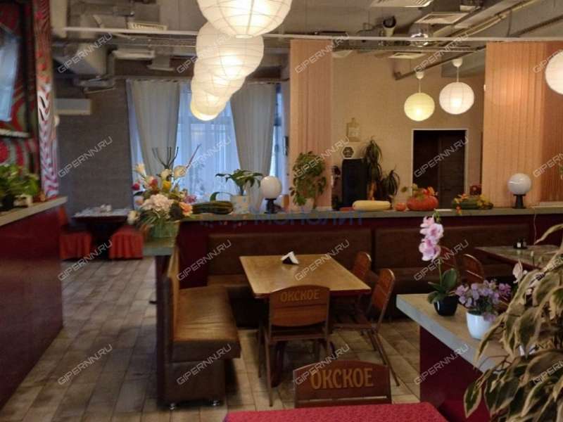 помещение под помещение свободного назначения, торговую площадь на улице Веденяпина