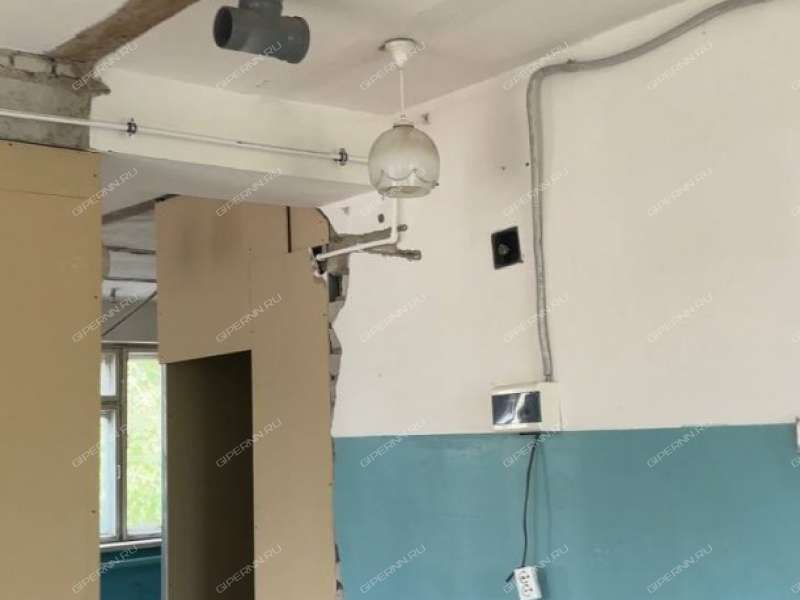 помещение под помещение свободного назначения на Школьной улице село Большое Мокрое