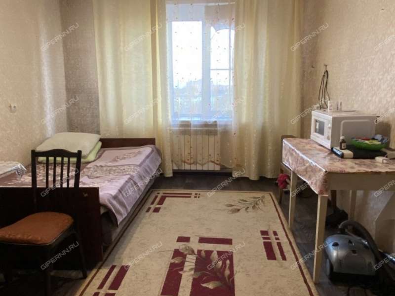 комната в доме 54 на Зеленодольской улице