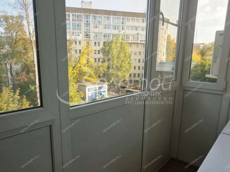 трёхкомнатная квартира на Большой Покровской улице дом 32